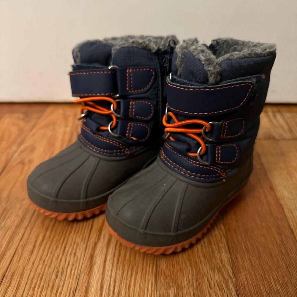 Kids Winter Boots - Navy and Gray